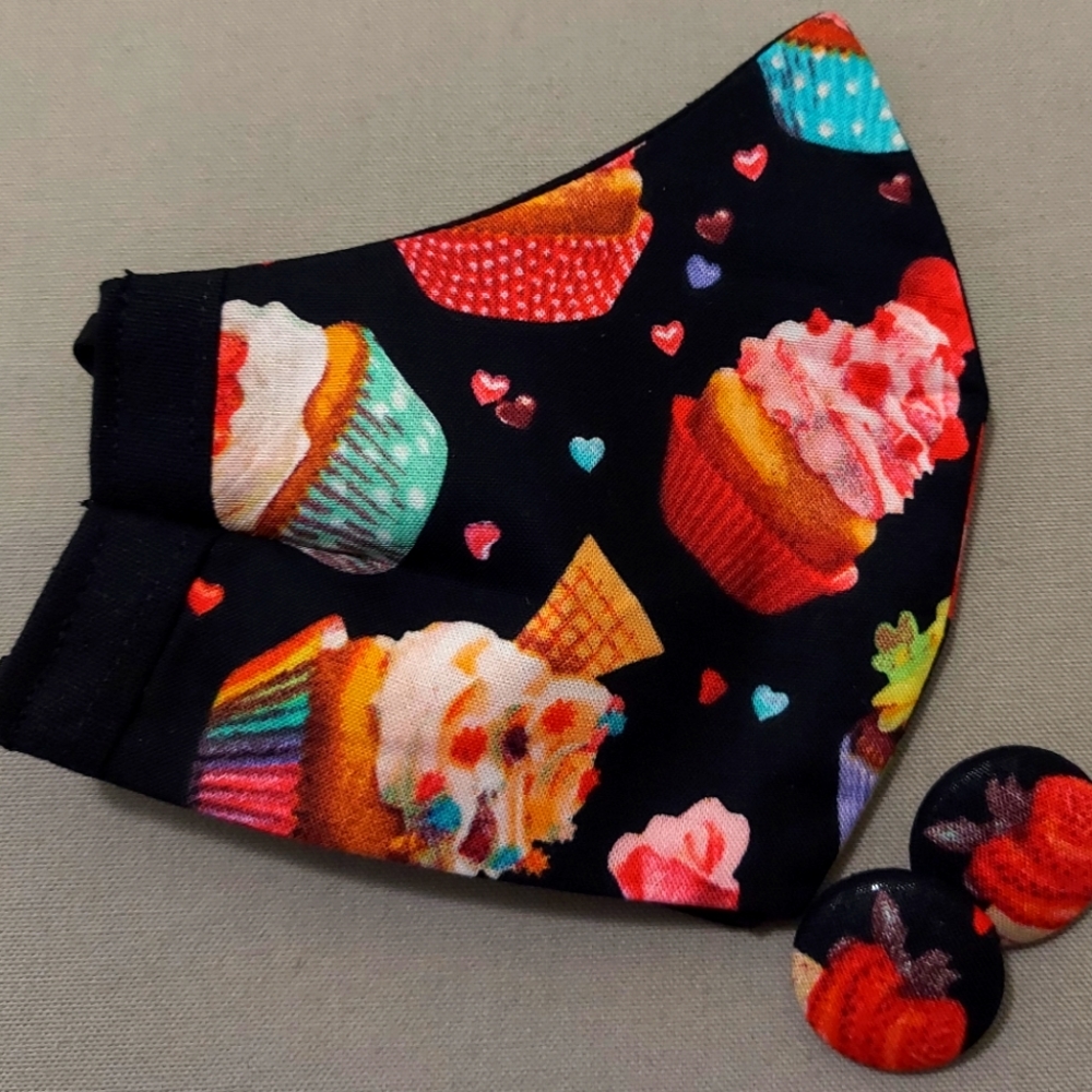 Handmade cotton mask & Button earring set